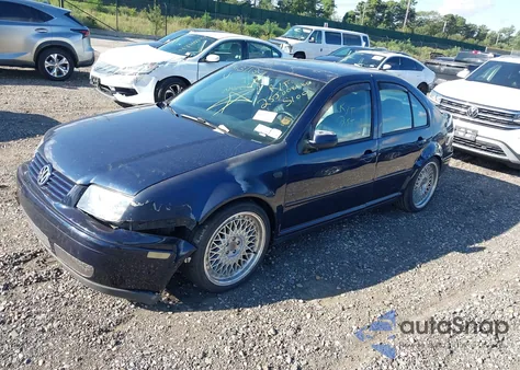 2002 Volkswagen Jetta Gli z USA, uszkodzony, nr VIN 3VWVH69M62M185899